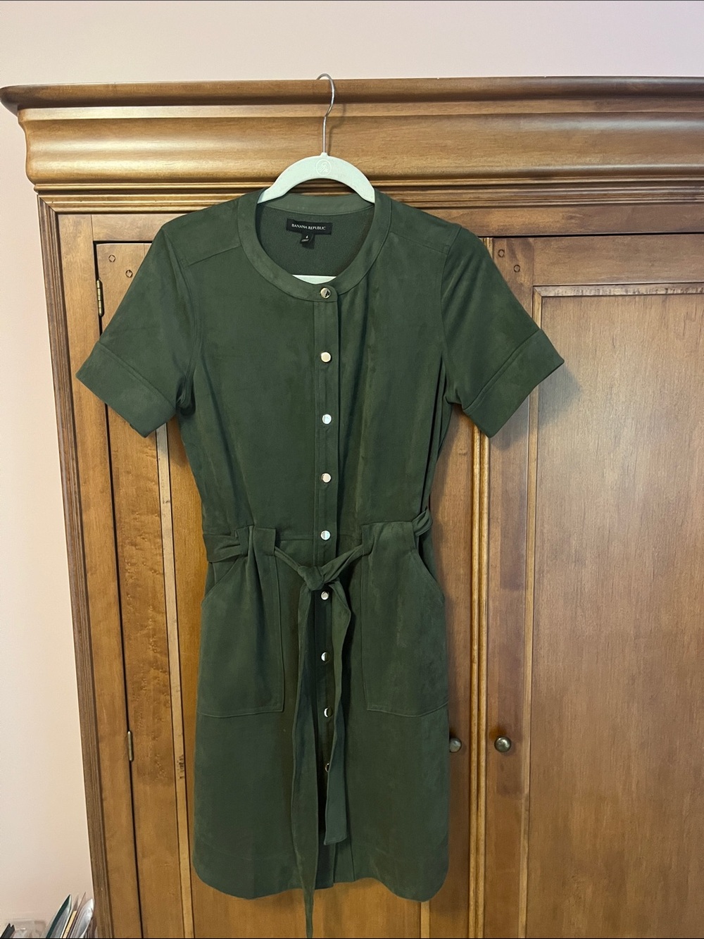 Banana Republic Olive Green faux Suede Short-Sleeve Shirt Dress with Tie